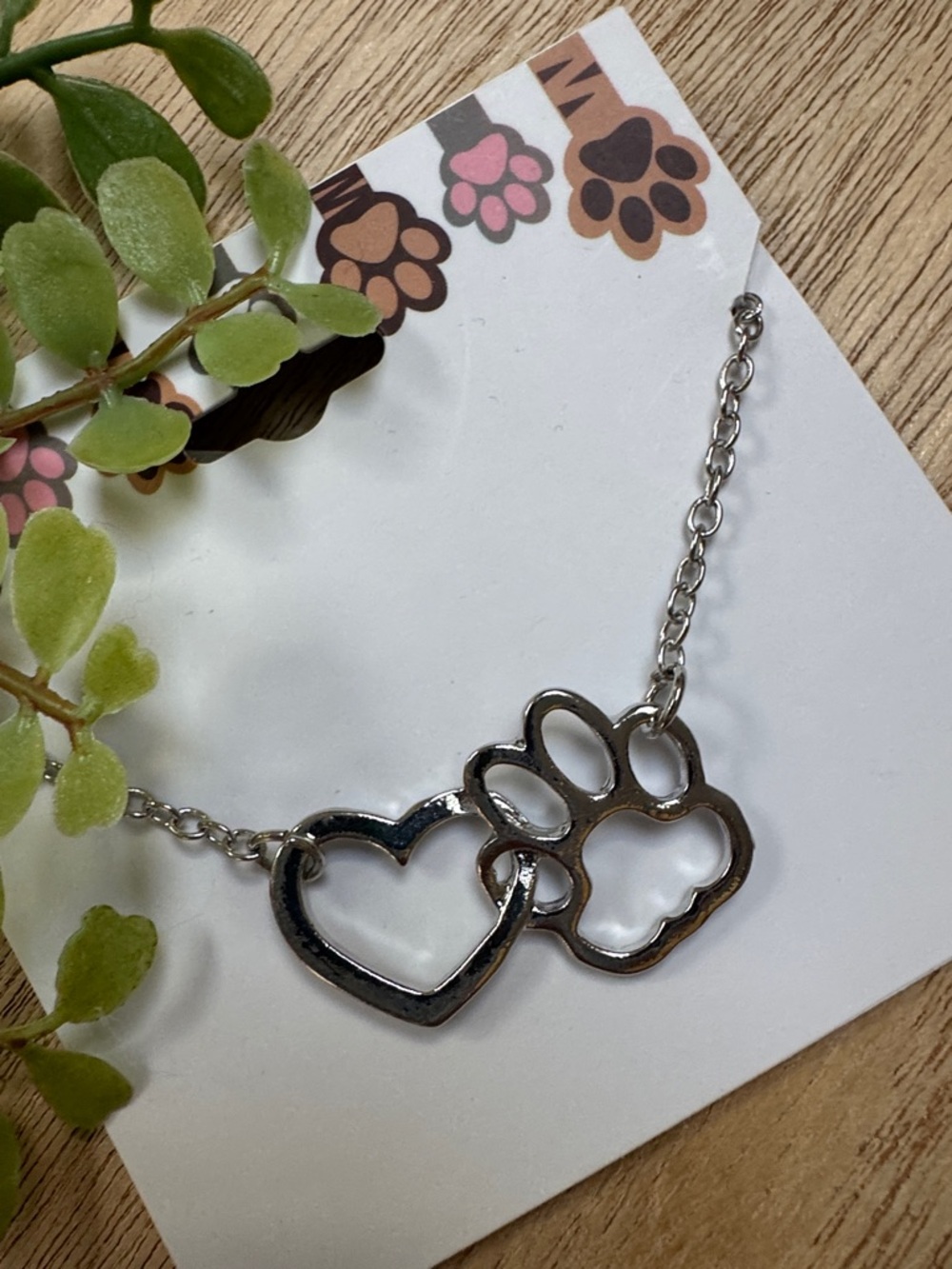 Boutique Heart & Paw Outline Necklace 💗 Silver